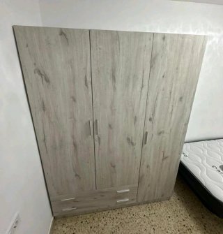 Armario de madera 2 3 y 4  puertas y 2 cajones
