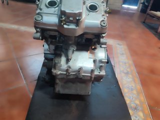 Motor Honda VF750C Magna 1995