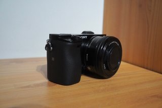 Cámara Sony A6000 + Lente 16-50mm