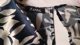 Blusa ZANYA fantasia fiori blu/bianco