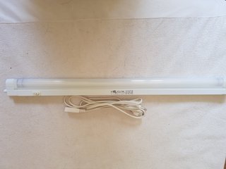Tubo fluorescente con interruptor