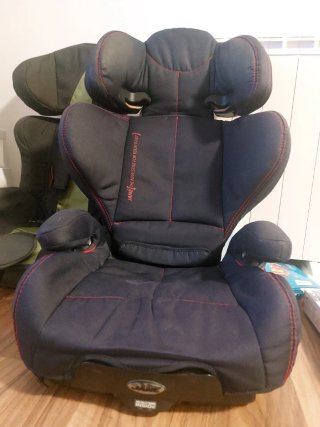 Silla coche Jane negra y roja