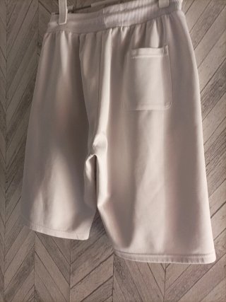 Pantalón corto