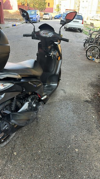 SYM Symphony SR Scooter Negra