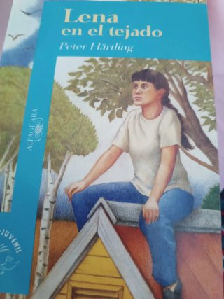 Lena en el tejado.Libro Juvenil