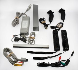 CONSOLA NINTENDO WII NEGRA