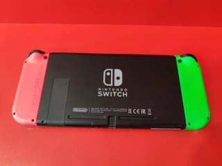 Nintendo Switch 32GB con Accesorios