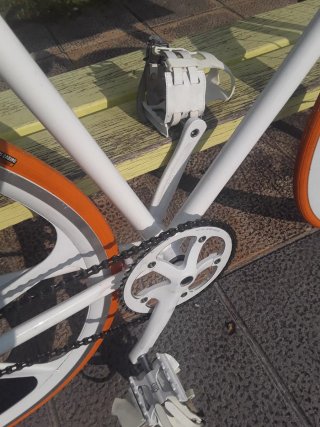 Bicicleta Fixie Blanca, recien montada engrasada.