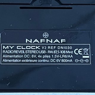 Radio despertador Naf Naf USB/MP3