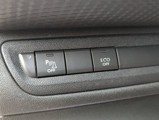 Peugeot 208 Signature 1.5BlueHdi 100Cv Garantía In