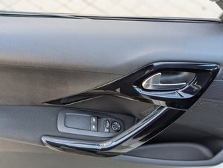 Peugeot 208 Signature 1.5BlueHdi 100Cv Garantía In