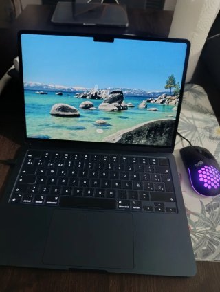 MacBook Air M3 2024 16gb 512gb