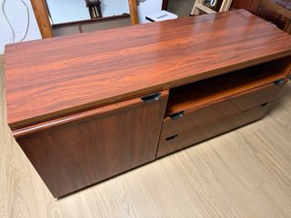 Mueble TV madera, en perfecto estado
