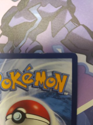 Carta Pokémon Pikachu con Sombrero Gris