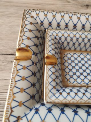 Conjunto 2 Ceniceros Porcelana Azul Dorado