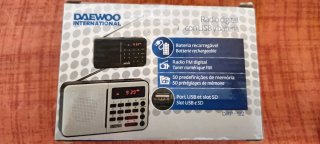 Radio Digital Daewoo Negra