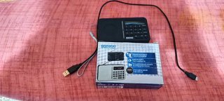 Radio Digital Daewoo Negra