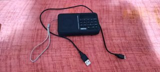 Radio Digital Daewoo Negra