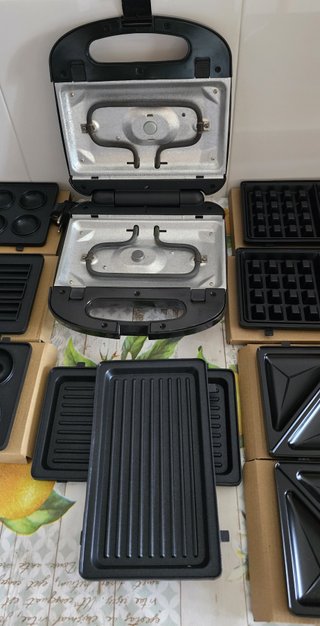 Sandwichera Russell Hobbs con Placas Intercambiabl