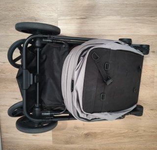 Carrito de bebé gris Kinderkraft Newly 3 en 1