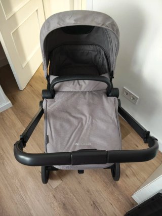 Carrito de bebé gris Kinderkraft Newly 3 en 1