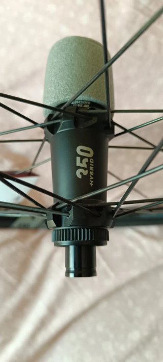 Rueda trasera DT Swiss HX 1700 hybrid 29"