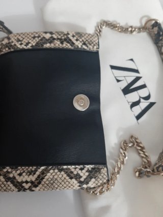 Bolso Zara estampado serpiente