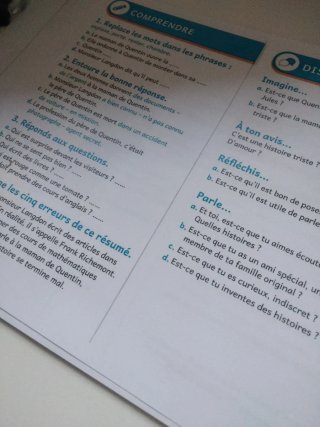 Libro Un Etrange Voisin