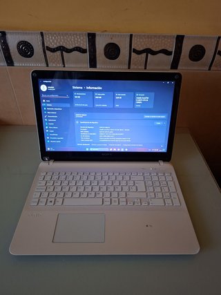 ORDENADOR PORTATIL - PANTALLA TACTIL