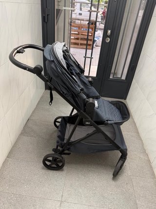 Passeggino per neonati a due posizioni