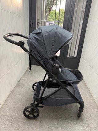 Passeggino per neonati a due posizioni