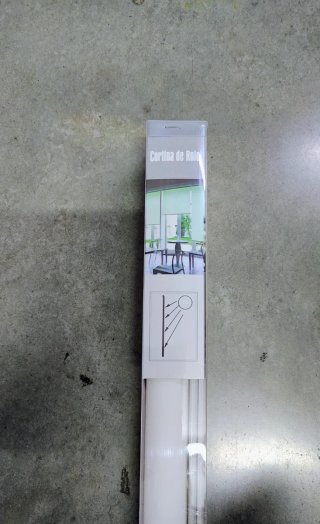 Cortina enrollable blanca