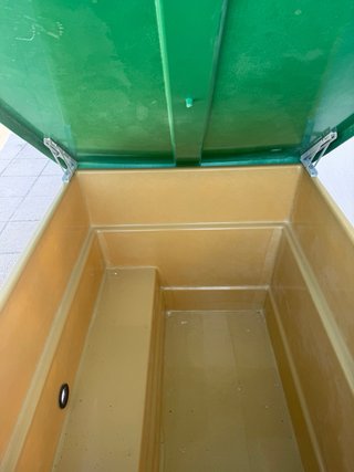 Caseta para piscina de plástico NUEVA