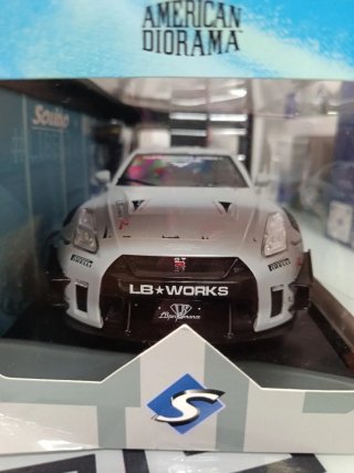 Solido Nissan Skyline GT-R R35 Liberty Walk 1:18