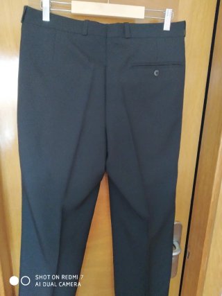 Pantalones de traje negros con 2 pinzas
