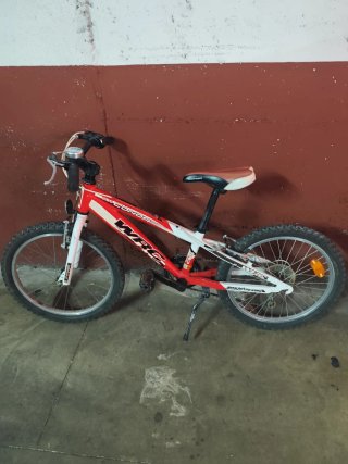 Bicicleta infantil Conor 20 roja
