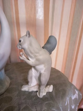 Figuras Lladro cisne y ardilla