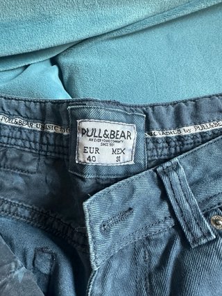 Pantalón corto Pull and Bear Talla 40