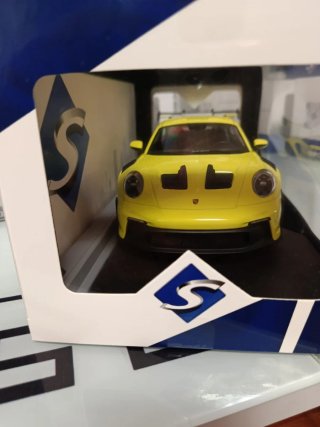 Coche Porsche GT3 RS 1/18