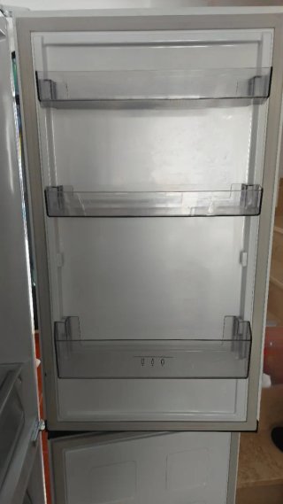 Frigorífico Combi Grundig GKPN 46821W