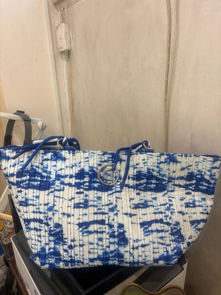Bolso Desigual shopper blanco y azul