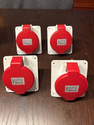 Base de enchufe industrial Schneider electric 16A