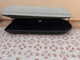 Vendo cofre de techo rígido de gran capacidad (mod