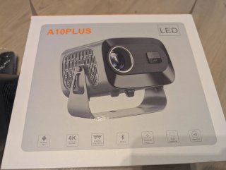 Proyector LED A10PLUS Negro