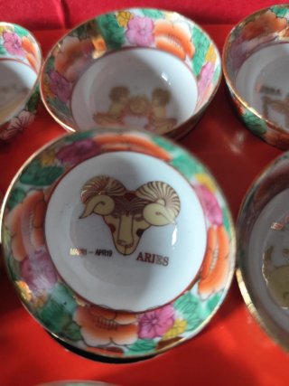 Set 12 Tazzine Sake Porcellana Cinese Zodiaco