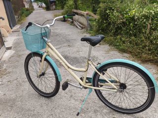 Bicicleta Bolero color crema y azul  aluminio R 2