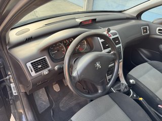 PEUGEOT 307 1.6i 110CV X-LINE