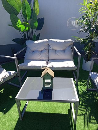 ¡CHOLLO TERRAZA! Conjunto (Sofá + Mesa + 2 Sillas)