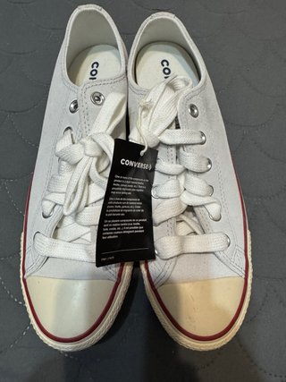 Zapatillas Converse grises bajas