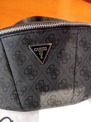 Riñonera Guess